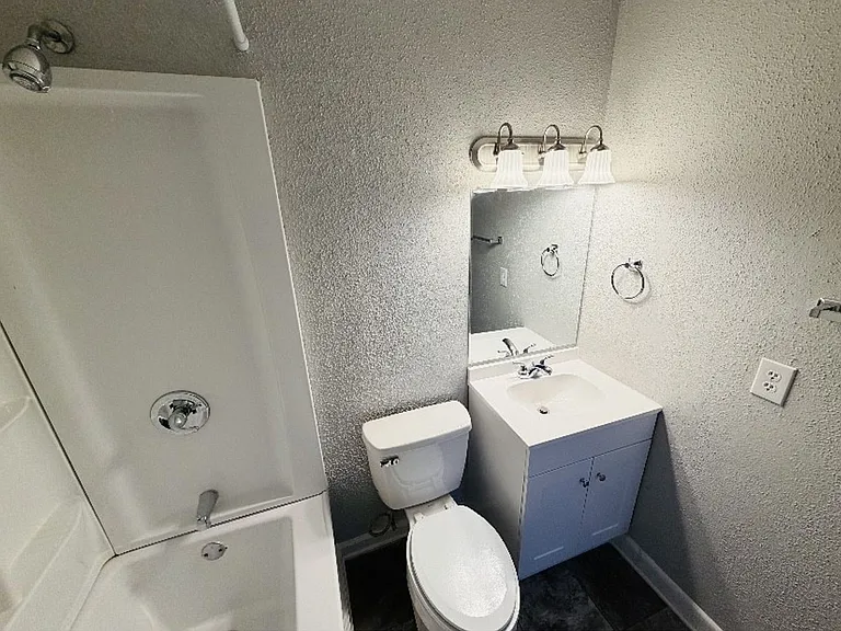 Friendship Villas — Photo 9