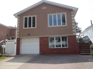 15928 92nd St, Howard Beach, NY 11414