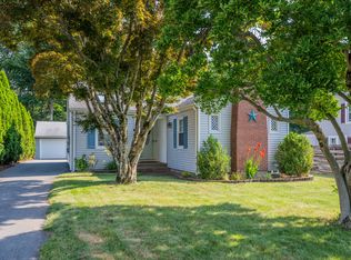 44 Durwin St, Middletown, CT 06457
