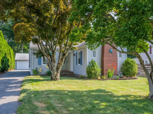 44 Durwin Street, Middletown, CT 06457