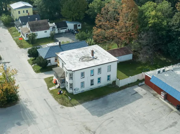 6 Dix Avenue, Mexico, ME 04257