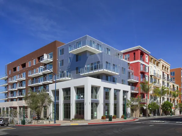 Instrata Little Italy