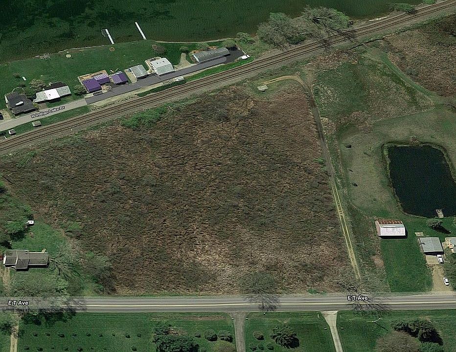 2nd image of 7038 E T Ave