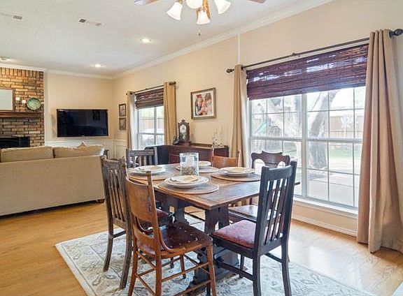 4th image of 528 Meadowood Ln