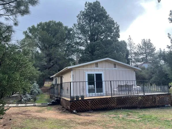 8041 Pine Blvd, Pine Valley, CA 91962