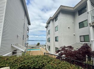 2104 Alki Ave SW APT 100, Seattle, WA 98116