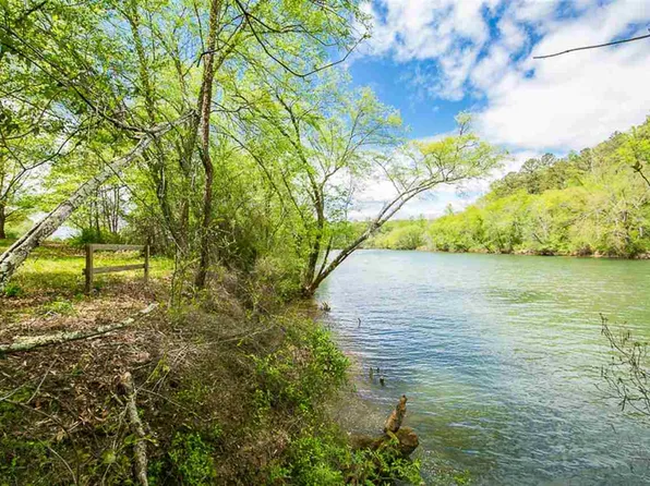 575 Riverbend Trl NE, Charleston, TN 37310