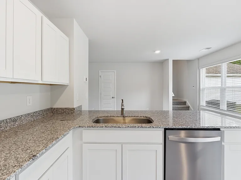 1241 Skystone Loop NE — Photo 9