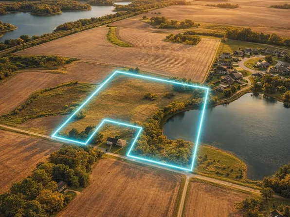 2 Baker Ave NW, Buffalo, MN 55313