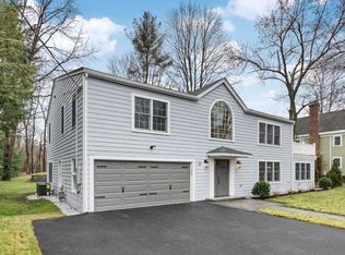 27 Potter St, Concord, MA 01742