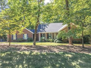 626 Hazelwood St, Asheboro, NC 27205