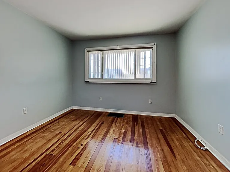 628 N Halifax Ave — Photo 11