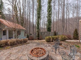 897 Dark Ridge Rd, Sylva, NC 28779