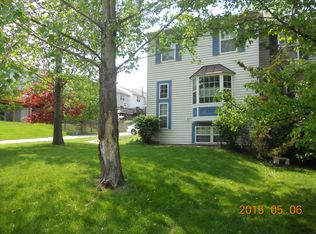 653 Retriever Dr, Manchester, MD 21074