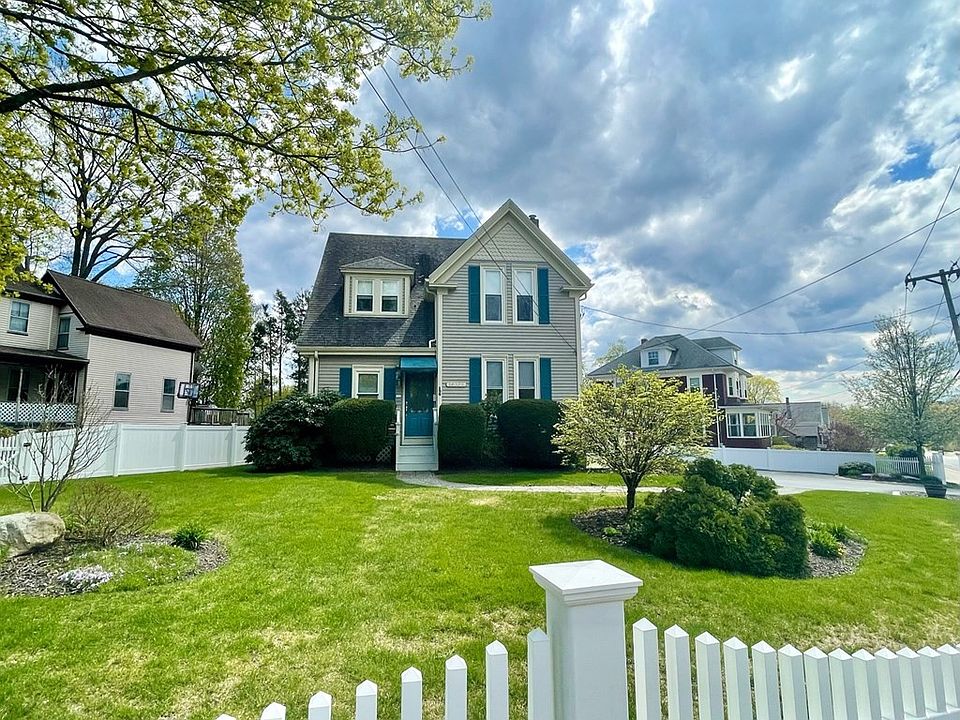 136 Plain St, Rockland, MA 02370 Zillow