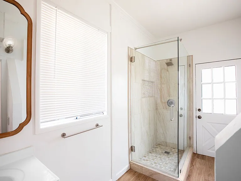 214 W Ortega St — Photo 14