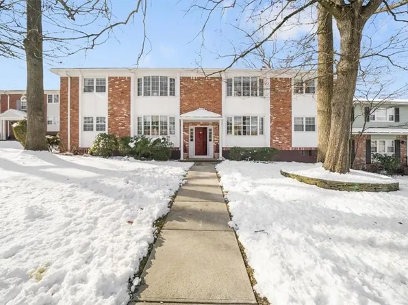 29 Milford Lane #12, Suffern, NY 10901