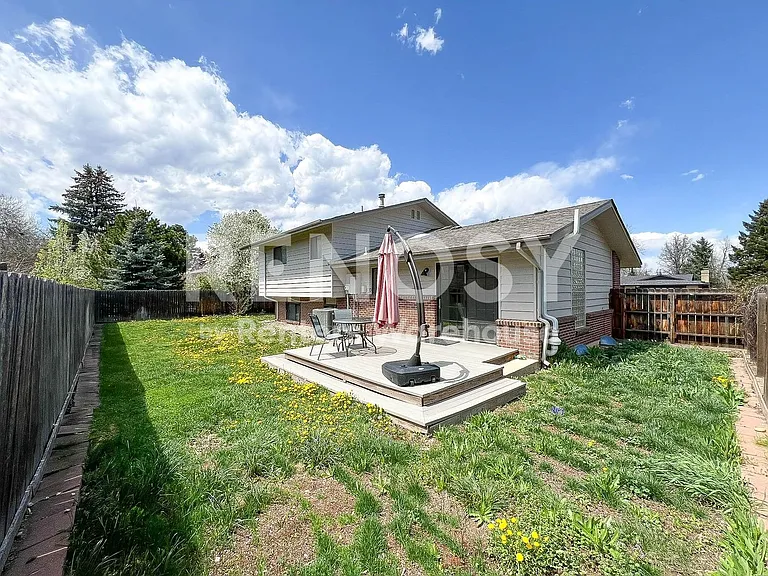 5452 Blackhawk Rd — Photo 8