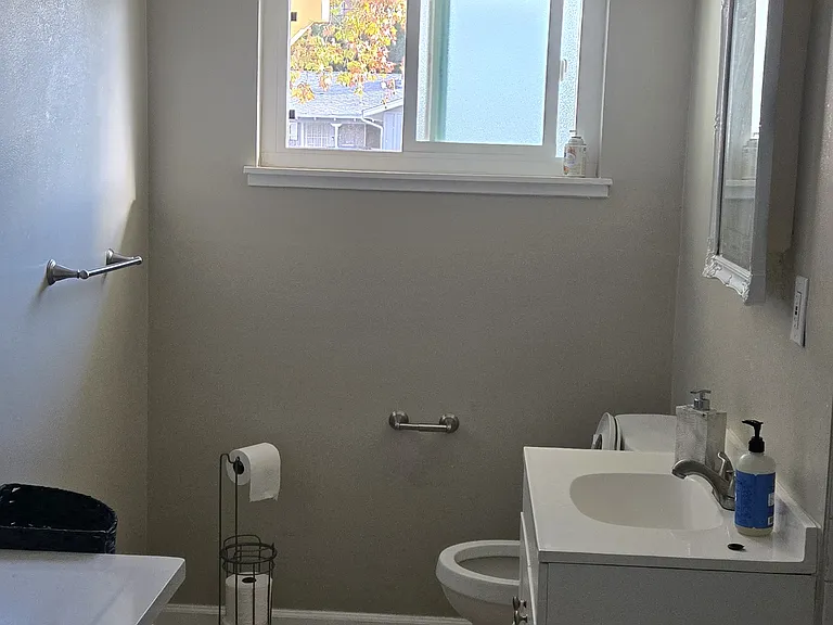 108 Saunders Dr — Photo 14