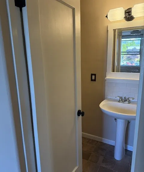 210 SW Jefferson Ave #1 — Photo 11