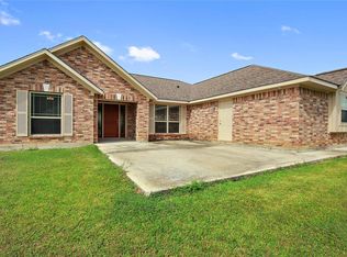 9929 Twin Oaks Dr, Manvel, TX 77578