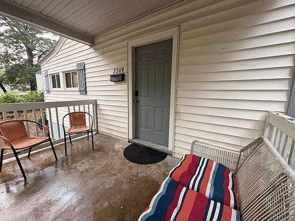 2nd image of 2209 Kingswood Dr