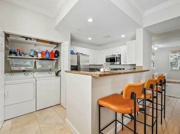 696 Fern St, West Palm Beach, FL 33401