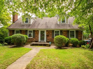 1038 Gainesway Dr, Lexington, KY 40517