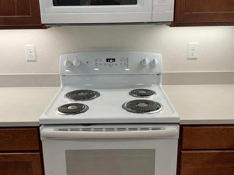 113 W Helena Ave — Photo 14
