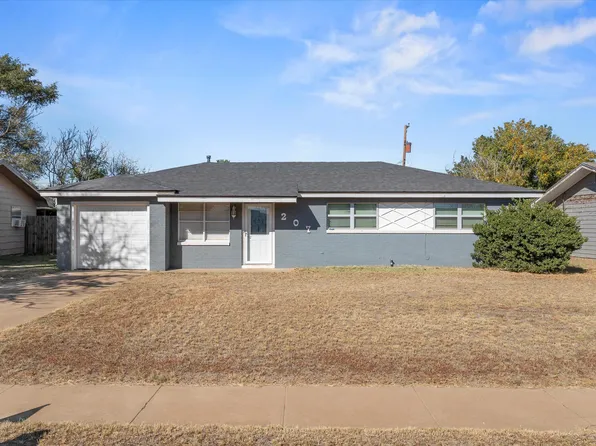 207 Pat St, Levelland, TX 79336