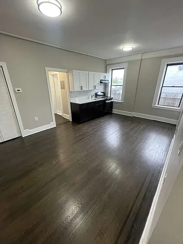 1000 S Orange Ave Photo 1