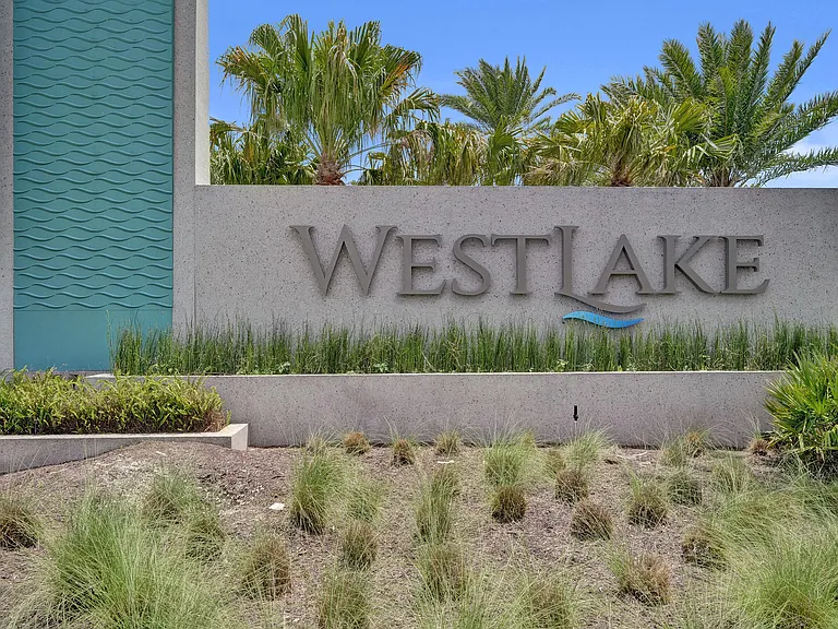 4613 Citron Way — Photo 30