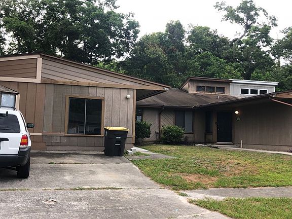 3rd image of 1353 Ellis Trace Dr W