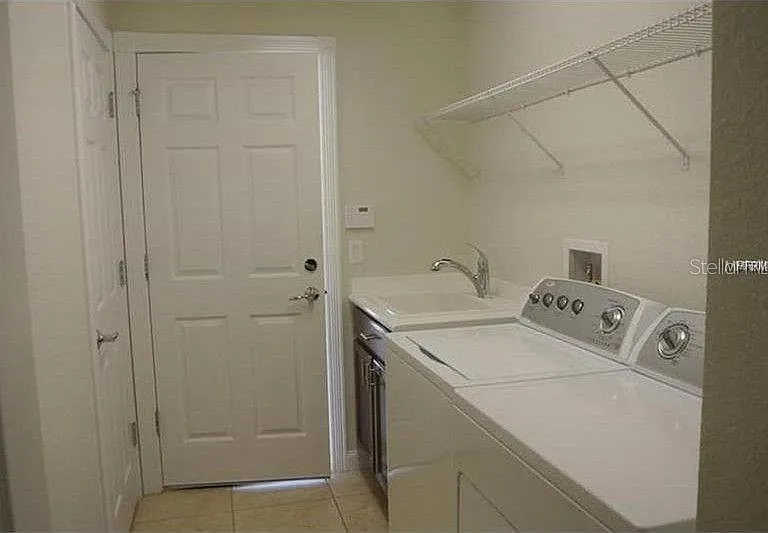 11959 Iselle Dr — Photo 12