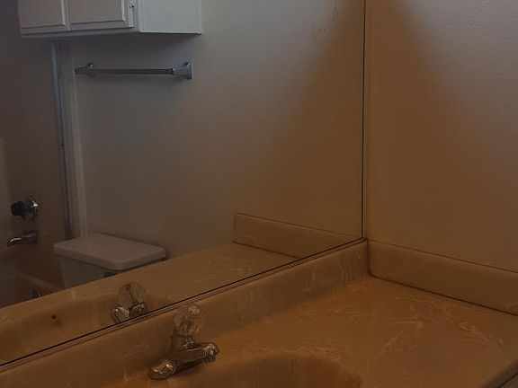 5th image of 5038 Laurel Canyon Blvd APT 302