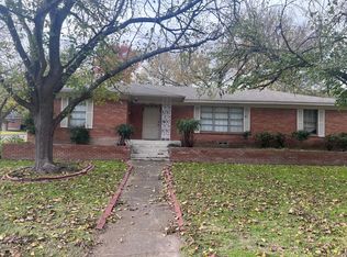 2445 Wildoak Dr, Dallas, TX 75228