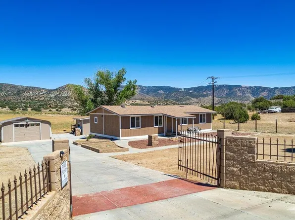 24056 Sand Canyon Rd, Tehachapi, CA 93561