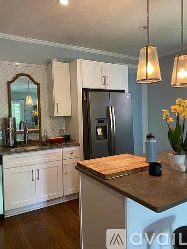 1128 Granada Ave — Photo 10
