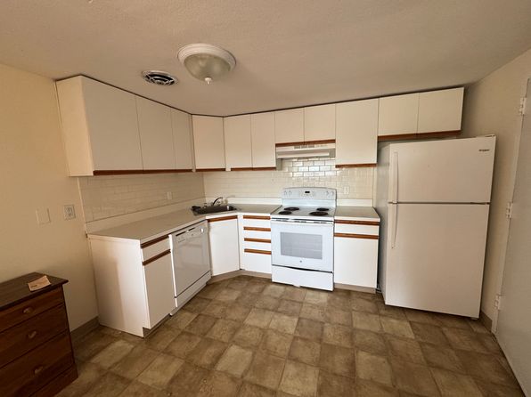 14 Riverside St APT 2