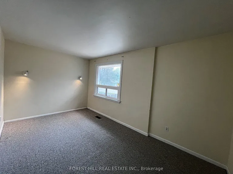 244 Saint Vincent St #UPPER — Photo 15
