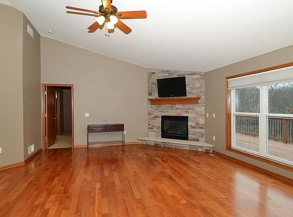 5th image of 2928 Green Ave