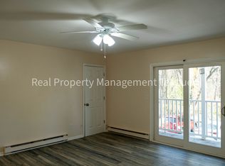 90 Elliot Rd #5-B, East Greenbush, NY 12061