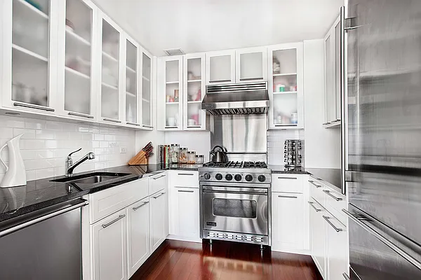 Rented by Town Residential | media 36