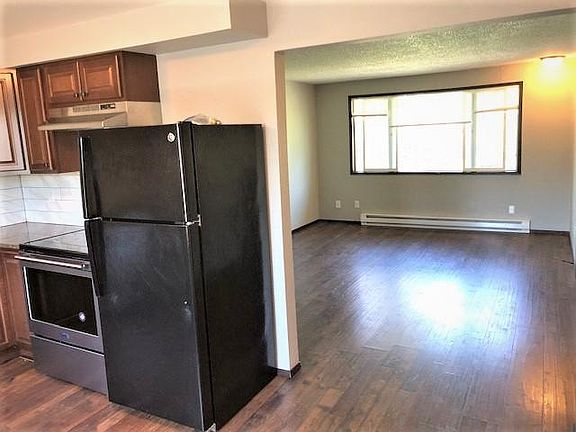 3rd image of 3323 E 21st St APT 7