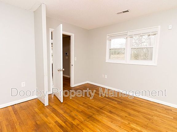 5th image of 11412 London Ln