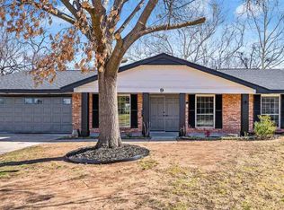 9 NW 60th St, Lawton, OK 73505