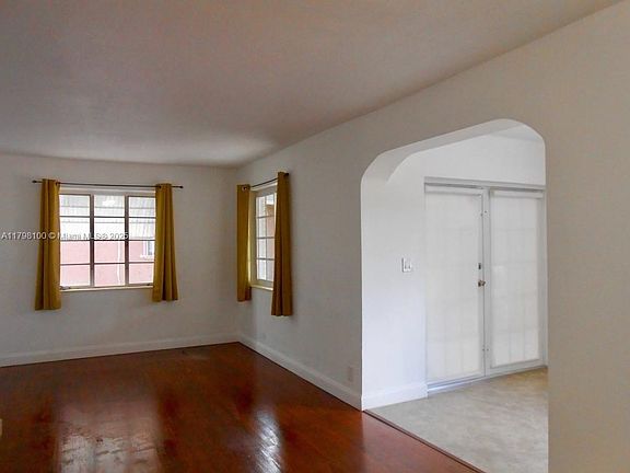 3rd image of 625 South Dr #0