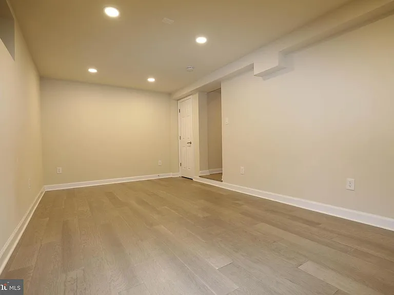 8006 Harbor Pl — Photo 23
