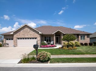 333 W 8th St, Manteno, IL