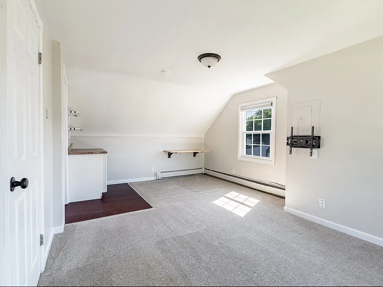 57 Hawro Pl #2 — Photo 3